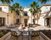 Wiederverkauf - Villa - Estepona - Estepona Centro