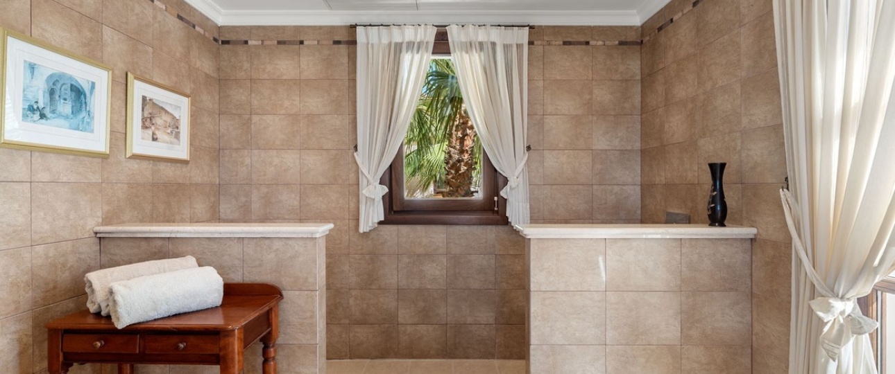 Wiederverkauf - Villa - Estepona - Estepona Centro