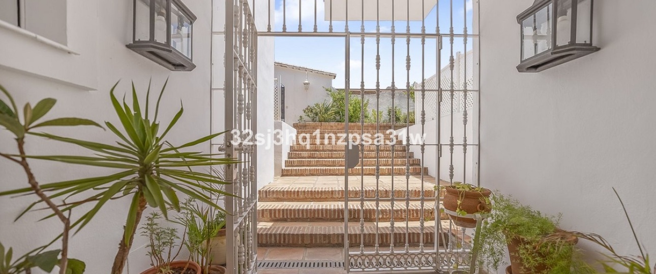 Wiederverkauf - Villa - Estepona - Estepona Centro