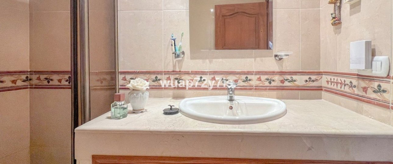 Wiederverkauf - Villa - Estepona - Estepona Centro