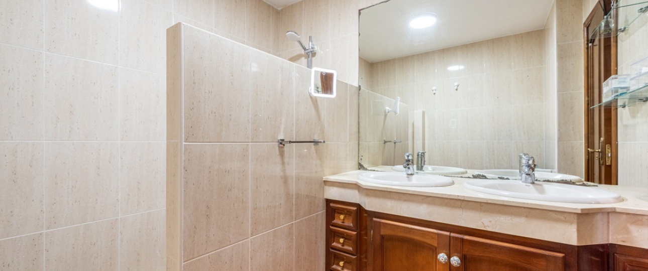 Wiederverkauf - Villa - Estepona - Estepona Centro