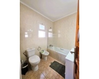 Wiederverkauf - Villa - Estepona - Estepona Centro