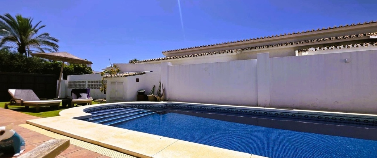 Wiederverkauf - Villa - Estepona - Estepona Centro