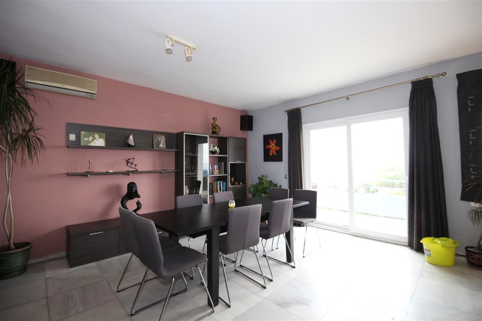 Wiederverkauf - Villa - Estepona - Estepona Centro