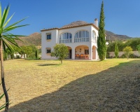 Wiederverkauf - Villa - Estepona - Estepona Centro