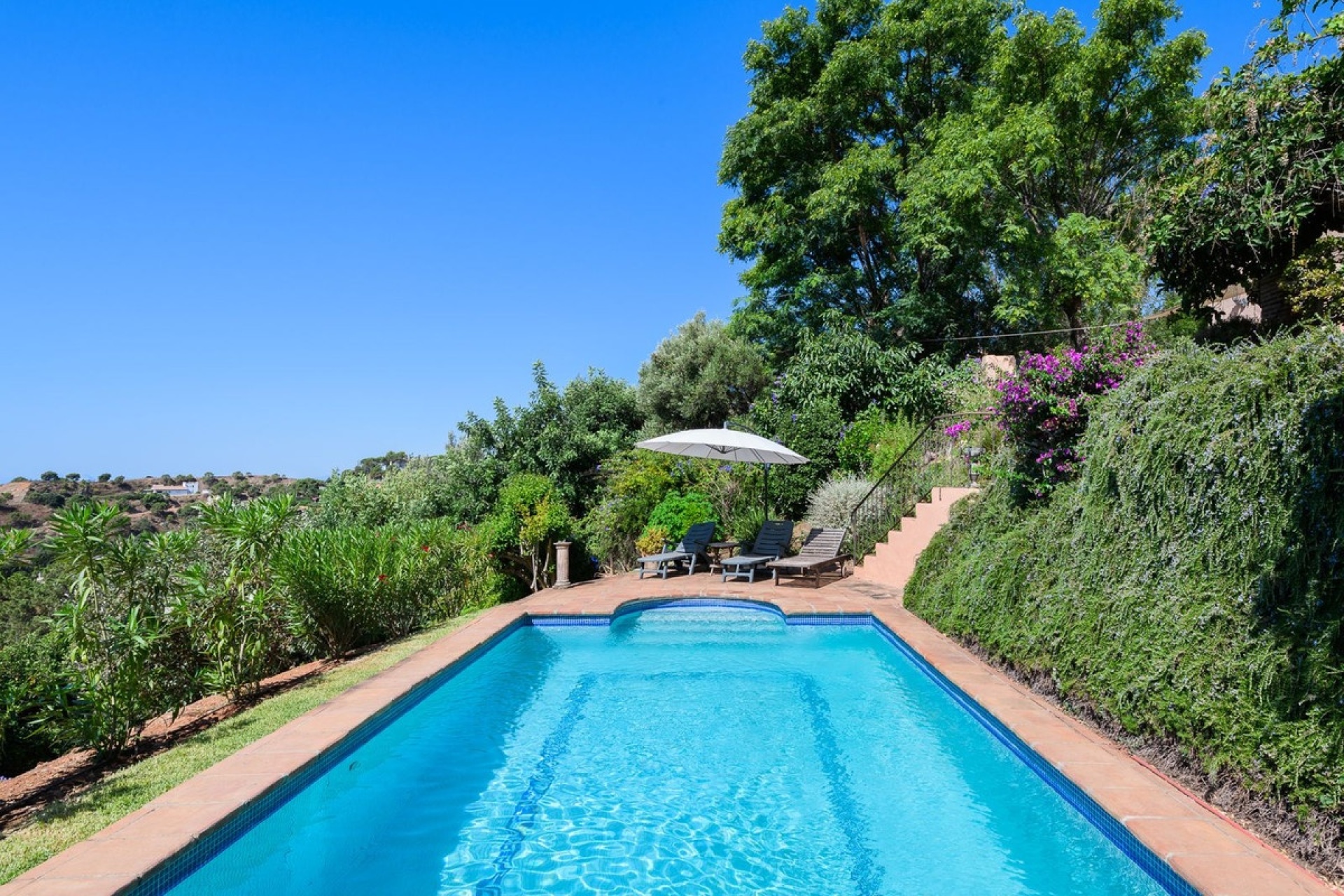 Wiederverkauf - Villa - Estepona - Estepona Centro