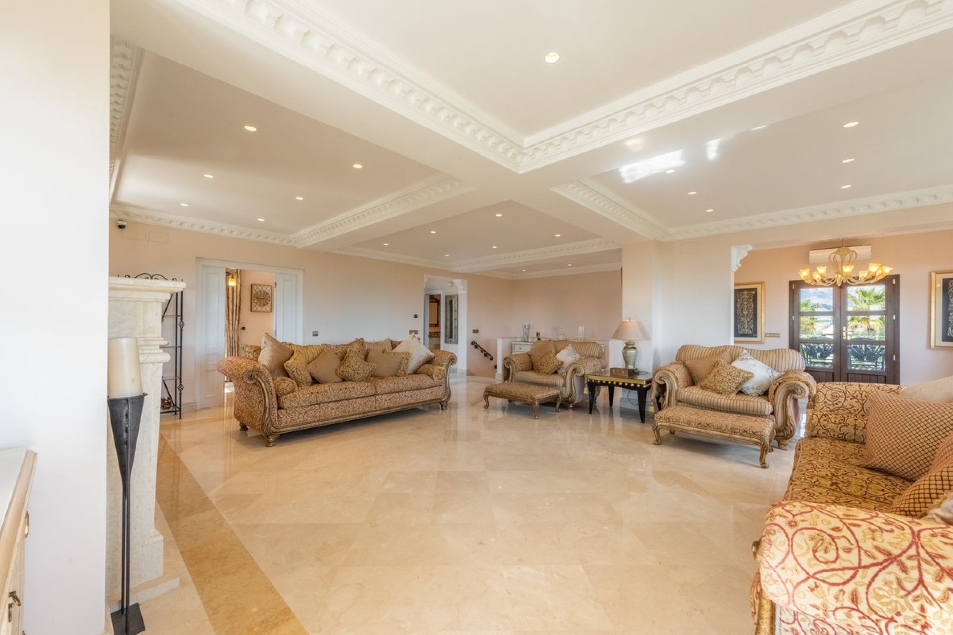 Wiederverkauf - Villa - Estepona - Estepona Centro