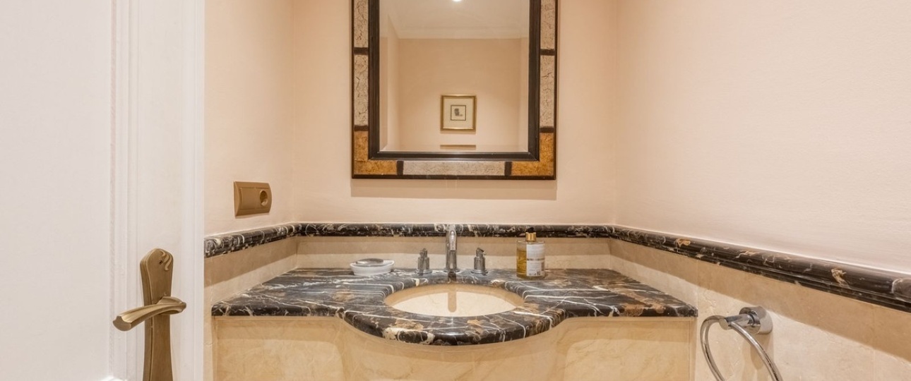 Wiederverkauf - Villa - Estepona - Estepona Centro