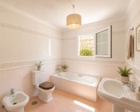 Wiederverkauf - Villa - Estepona - Estepona Centro