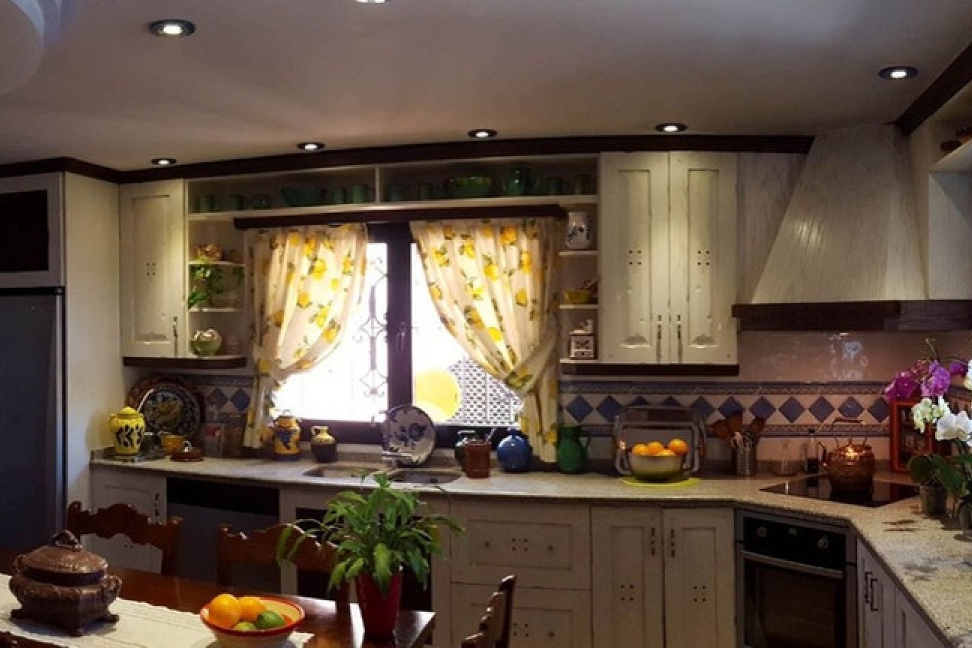 Wiederverkauf - Villa - Estepona - Estepona Centro