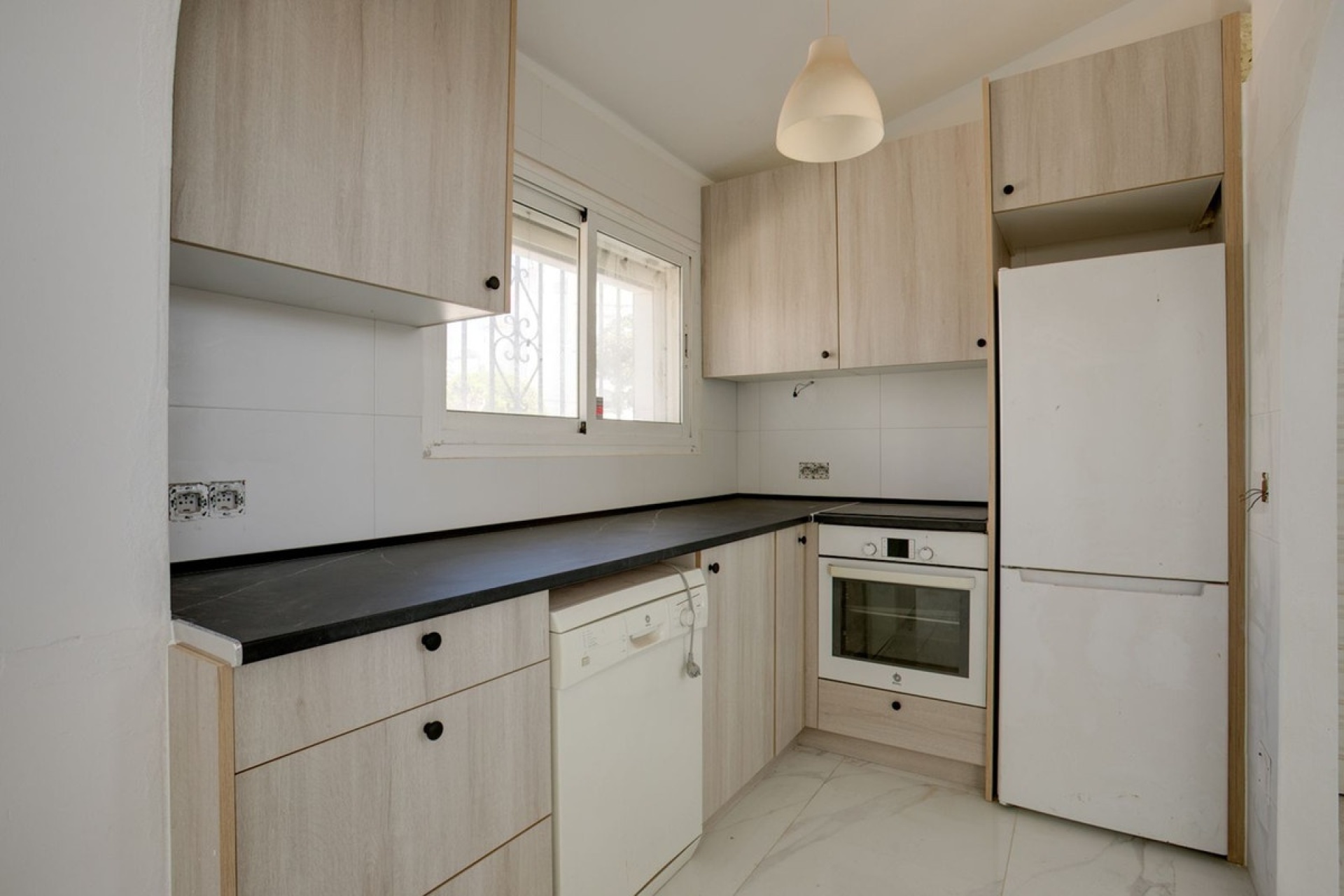 Wiederverkauf - Villa - Estepona - Estepona Centro