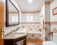 Wiederverkauf - Villa - Estepona - Estepona Centro