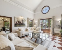 Wiederverkauf - Villa - Estepona - Estepona Centro