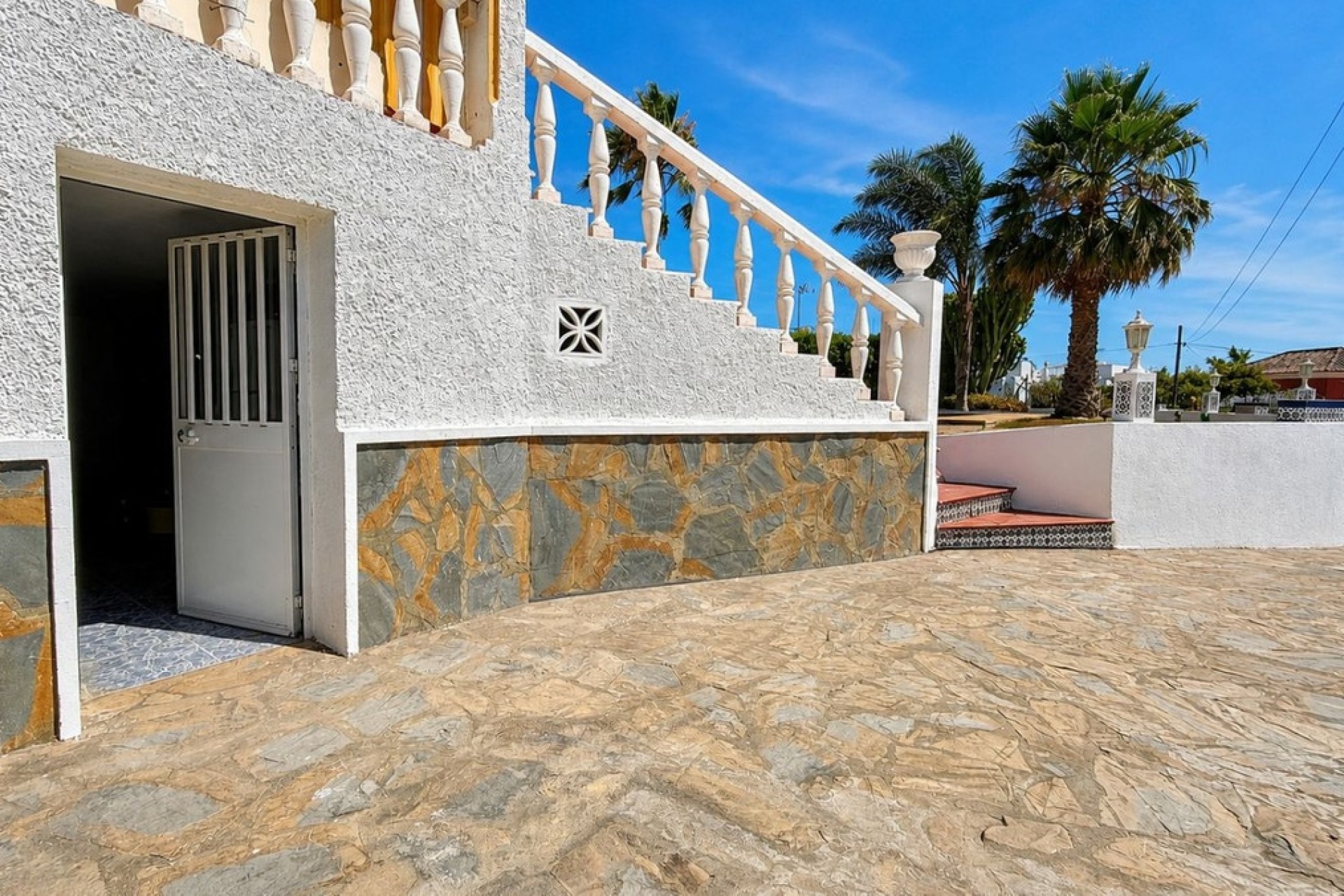 Wiederverkauf - Villa - Estepona - Estepona Centro