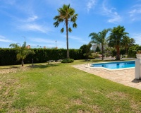 Wiederverkauf - Villa - Estepona - Estepona Centro
