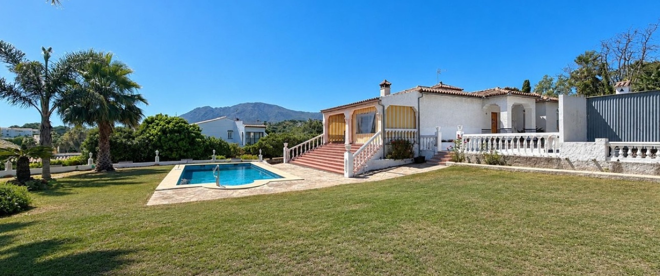 Wiederverkauf - Villa - Estepona - Estepona Centro