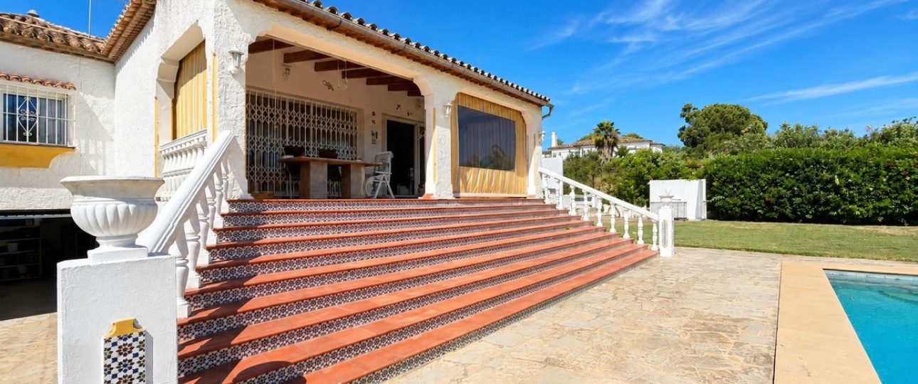 Wiederverkauf - Villa - Estepona - Estepona Centro