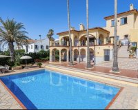 Wiederverkauf - Villa - Estepona - Estepona Centro