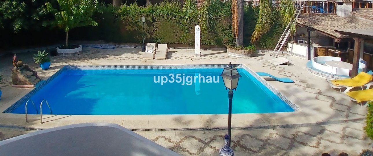Wiederverkauf - Villa - Estepona - Estepona Centro