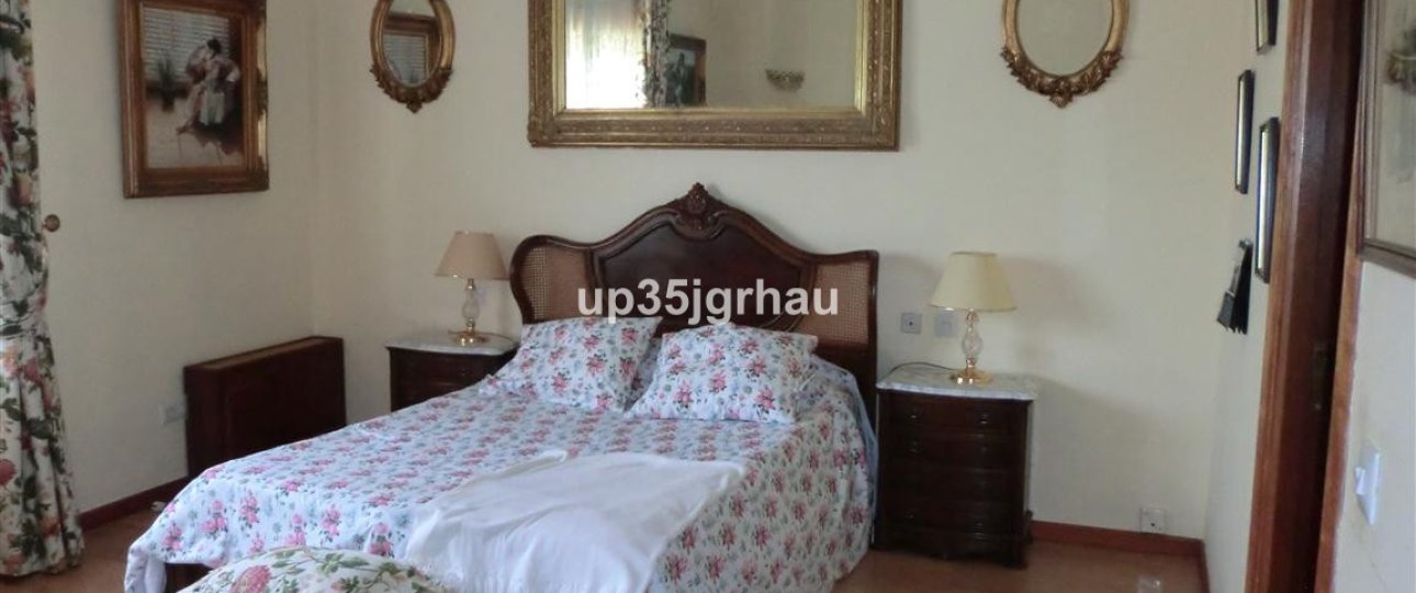 Wiederverkauf - Villa - Estepona - Estepona Centro