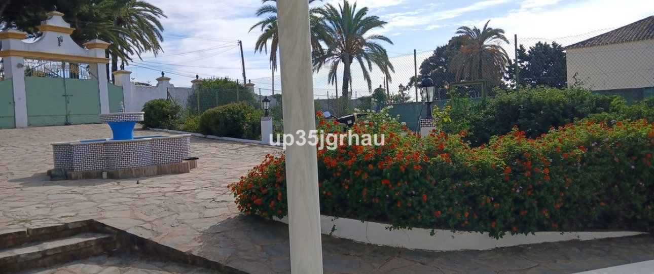 Wiederverkauf - Villa - Estepona - Estepona Centro