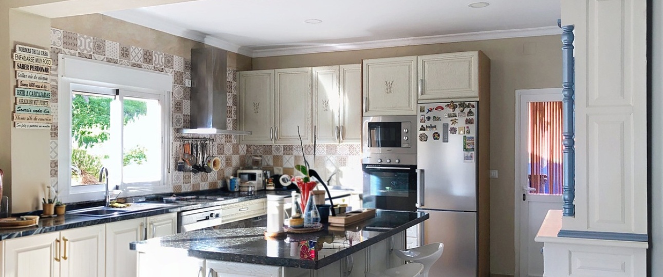 Wiederverkauf - Villa - Estepona - Estepona Centro