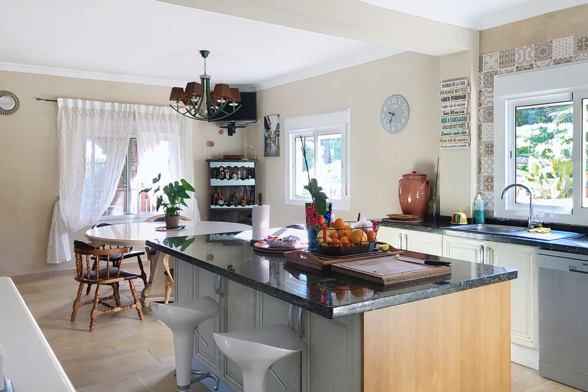 Wiederverkauf - Villa - Estepona - Estepona Centro