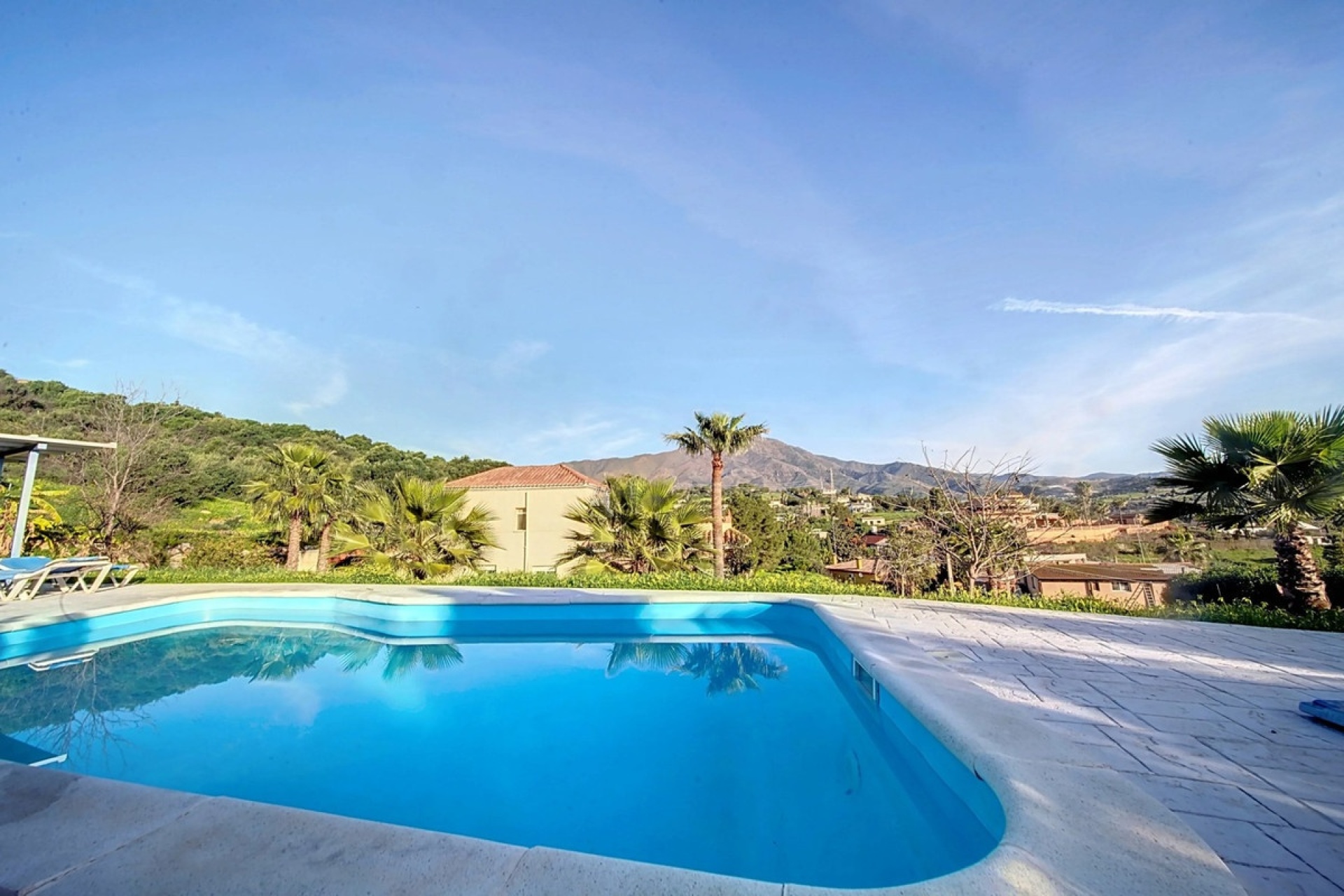 Wiederverkauf - Villa - Estepona - Estepona Centro
