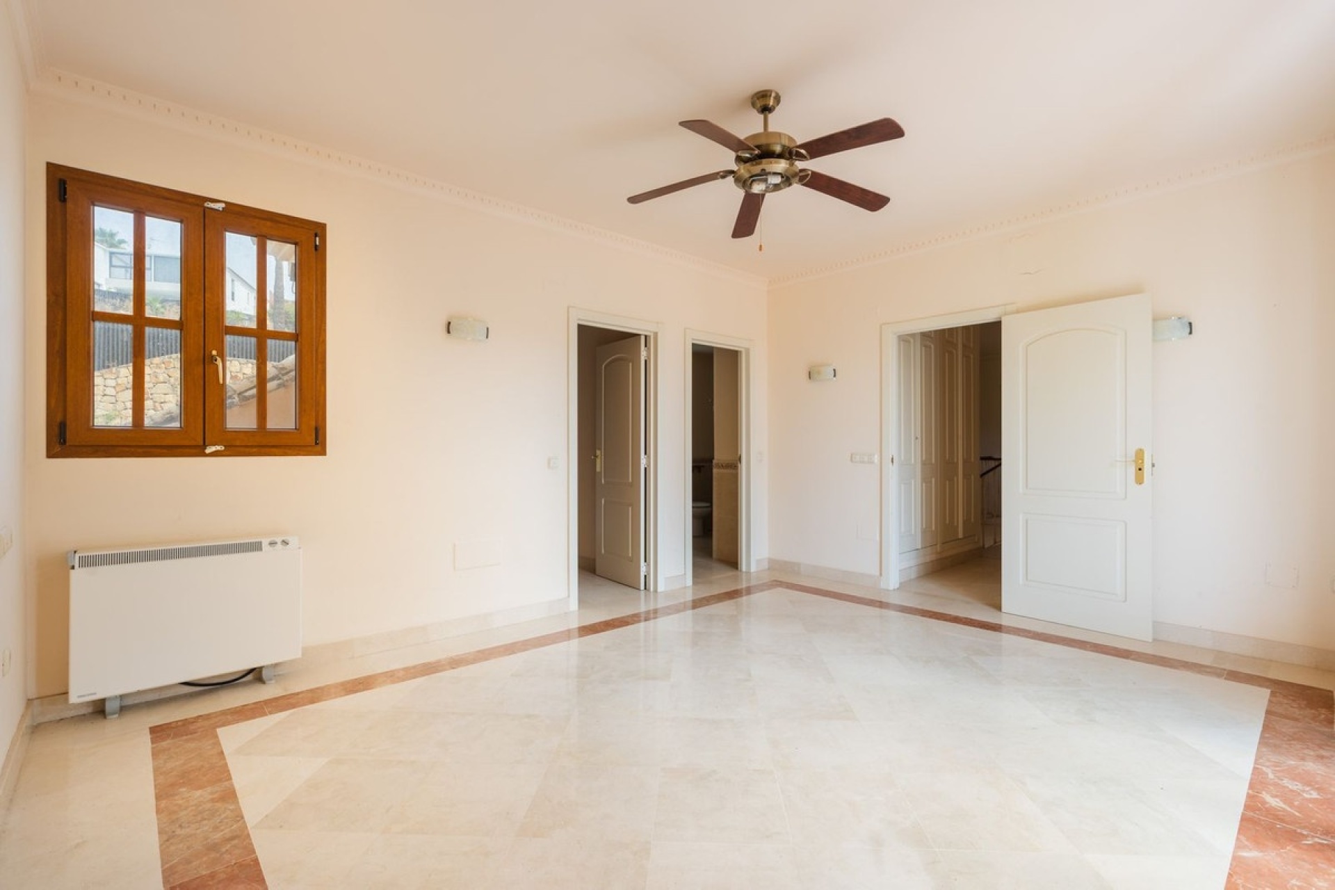 Wiederverkauf - Villa - Estepona - Estepona Centro