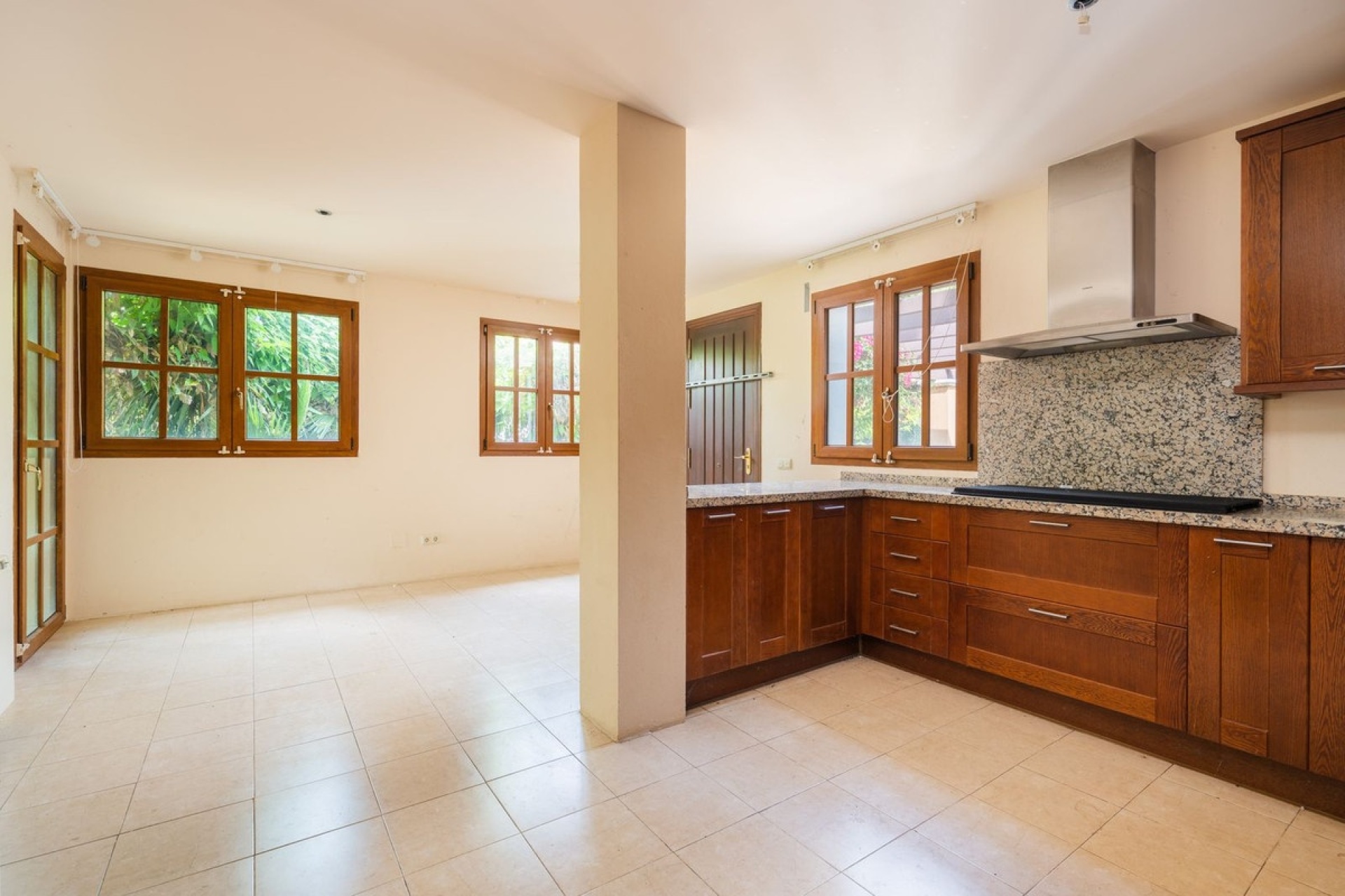 Wiederverkauf - Villa - Estepona - Estepona Centro