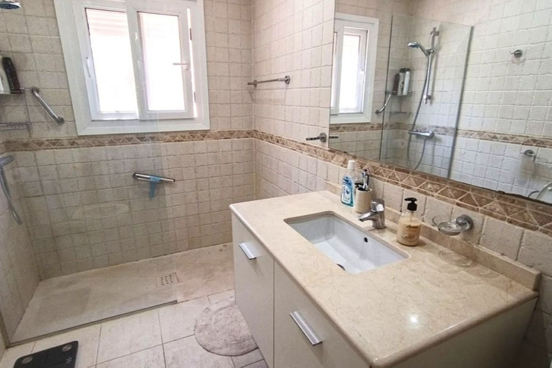 Wiederverkauf - Villa - Estepona - Estepona Centro