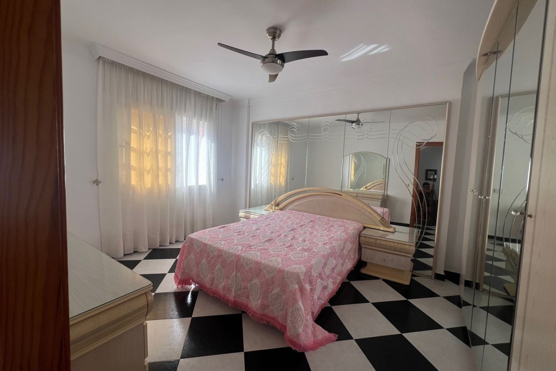 Wiederverkauf - Villa - Estepona - Estepona Centro