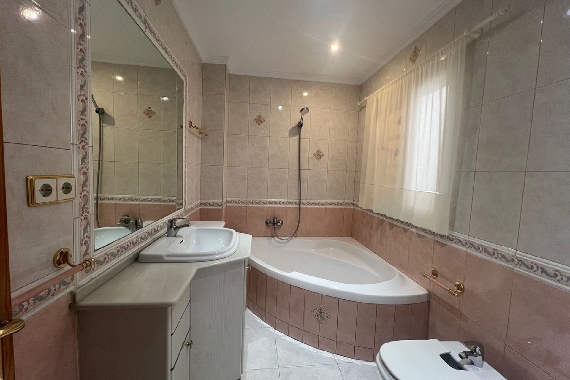 Wiederverkauf - Villa - Estepona - Estepona Centro