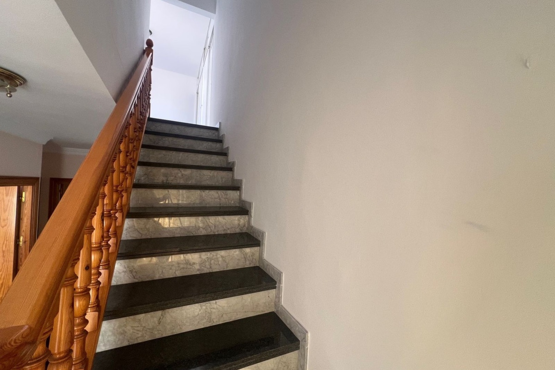 Wiederverkauf - Villa - Estepona - Estepona Centro