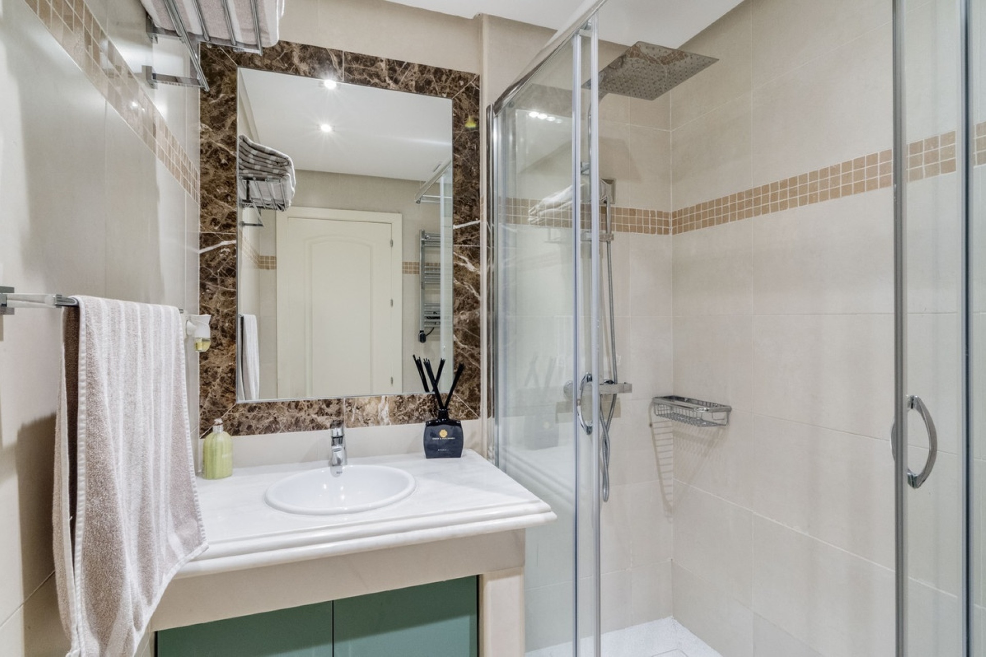 Wiederverkauf - Villa - Estepona - Estepona Centro
