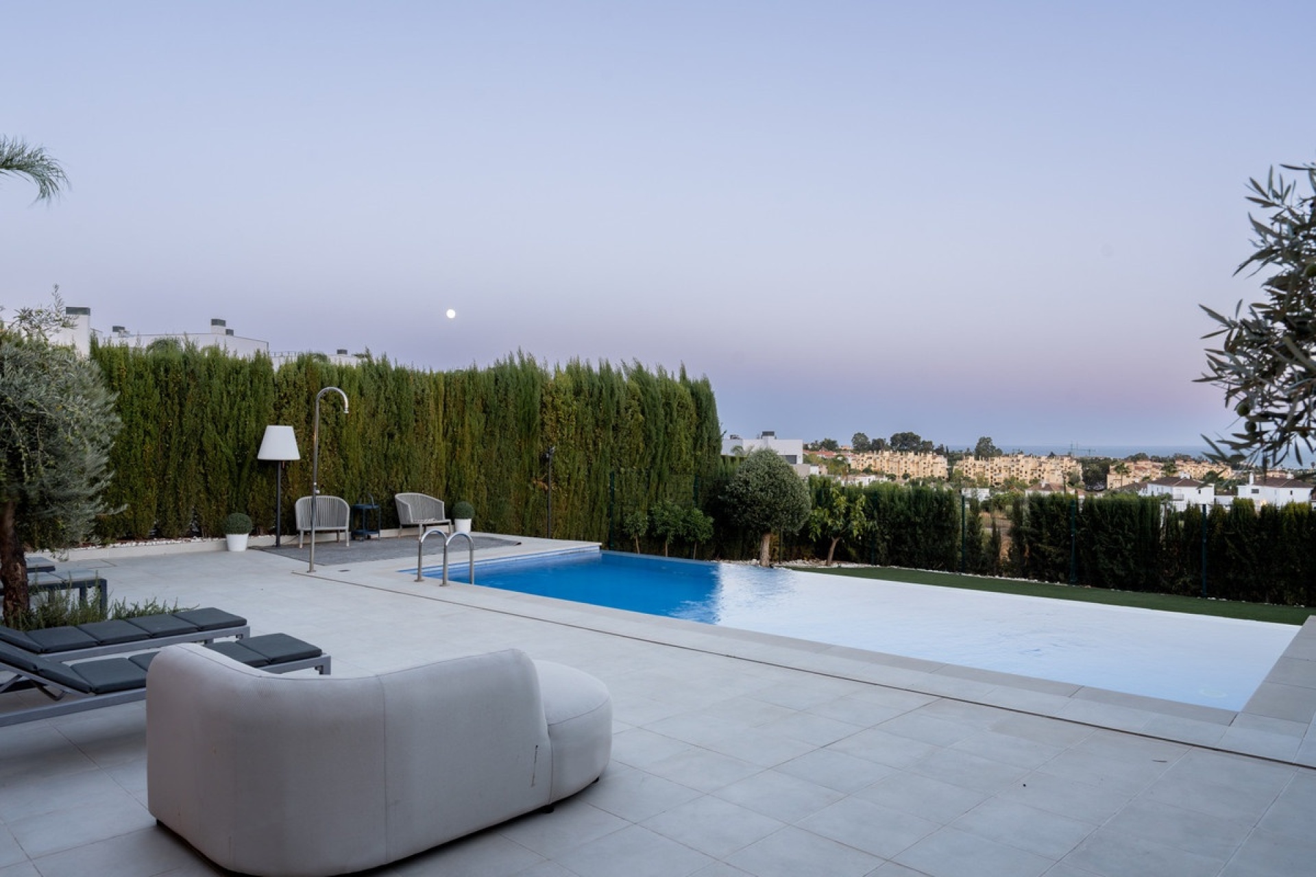 Wiederverkauf - Villa - Estepona - Estepona Centro