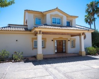Wiederverkauf - Villa - Estepona - Estepona Centro