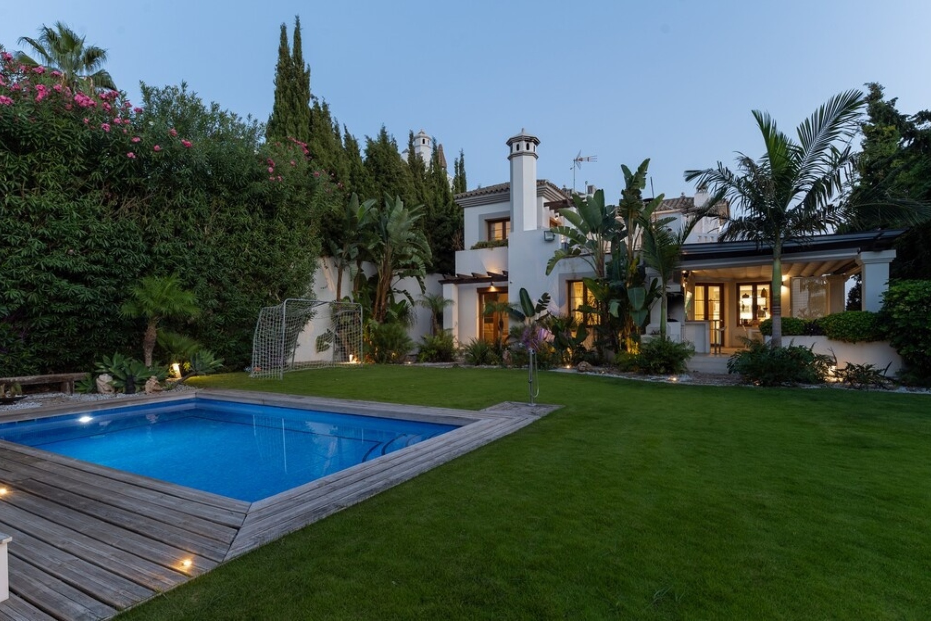 Wiederverkauf - Villa - Estepona - Estepona Centro