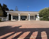 Wiederverkauf - Villa - Estepona - Estepona Centro
