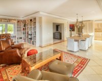Wiederverkauf - Villa - Estepona - Estepona Centro