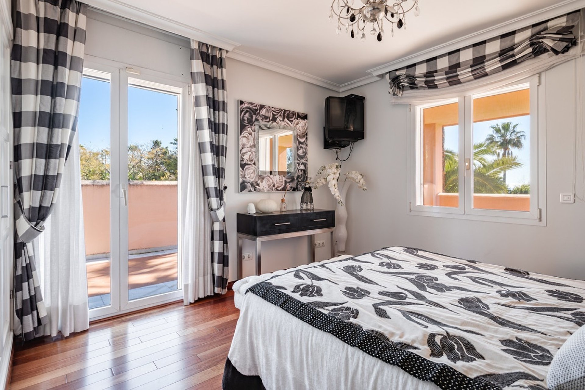 Wiederverkauf - Villa - Estepona - New Golden Mile