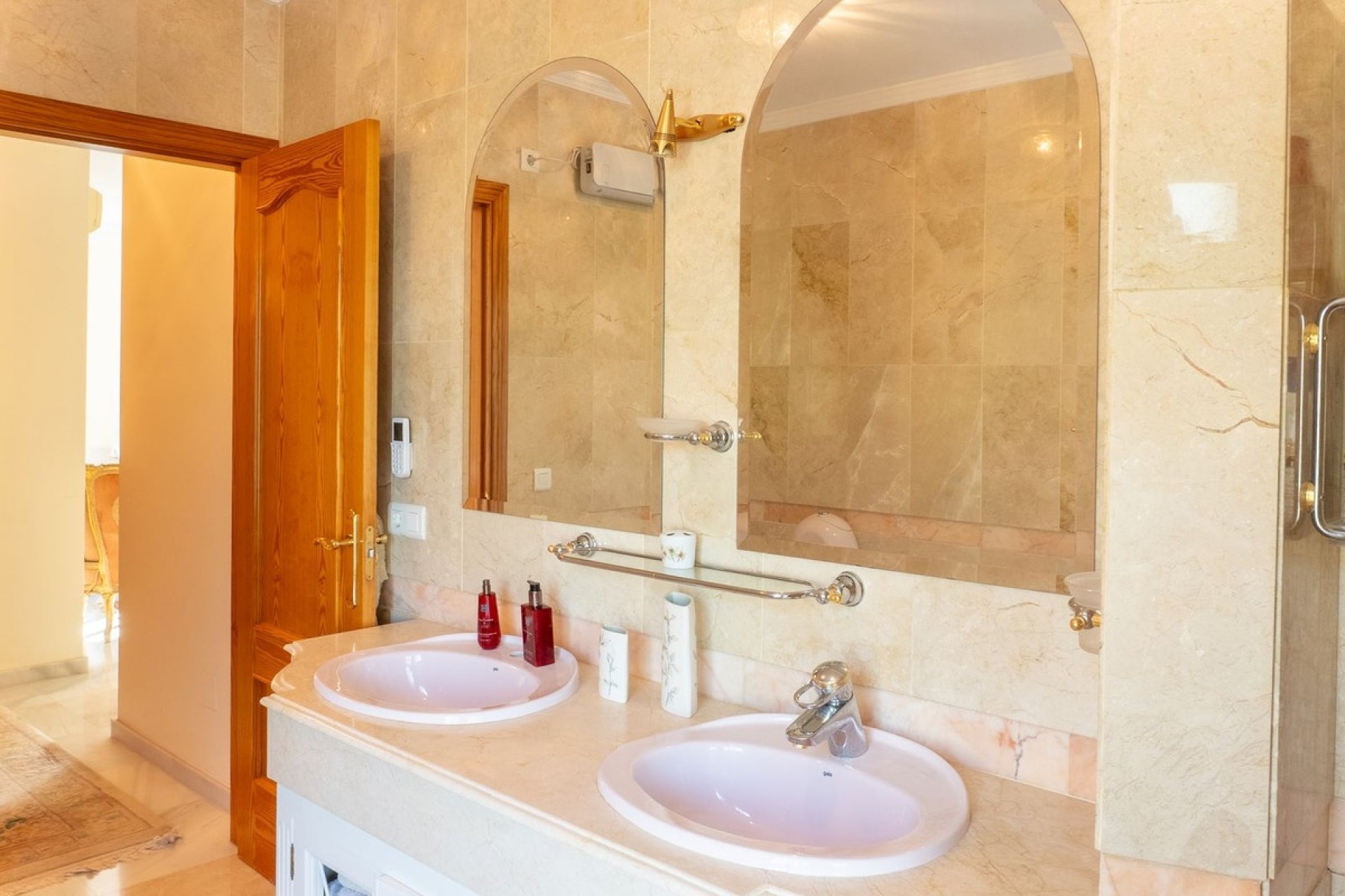 Wiederverkauf - Villa - Estepona - New Golden Mile