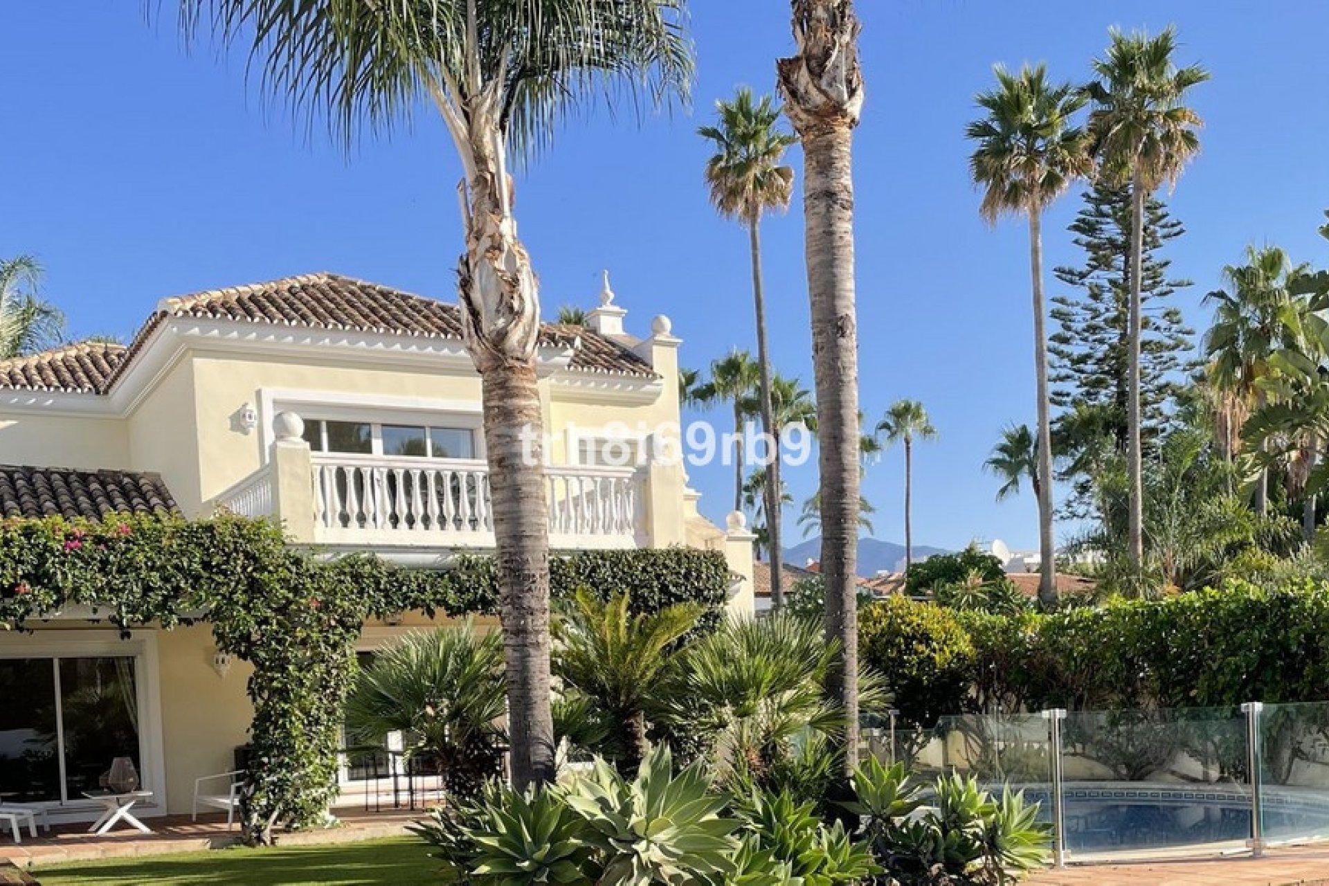 Wiederverkauf - Villa - Estepona - New Golden Mile