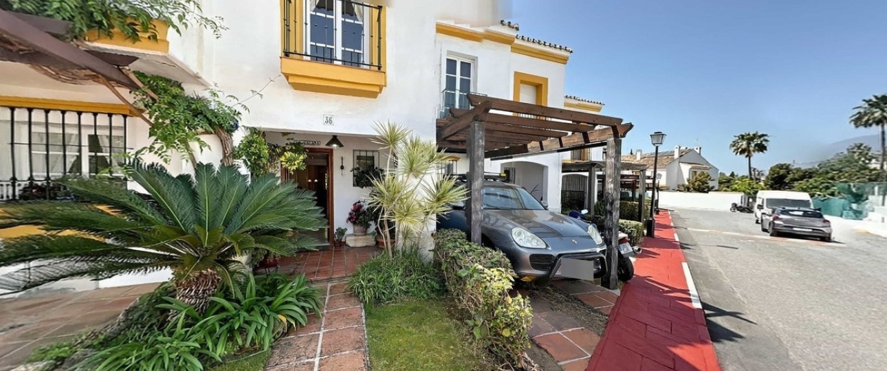 Wiederverkauf - Villa - Estepona - New Golden Mile