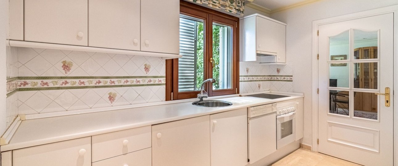 Wiederverkauf - Villa - Estepona - New Golden Mile