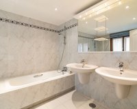 Wiederverkauf - Villa - Estepona - New Golden Mile