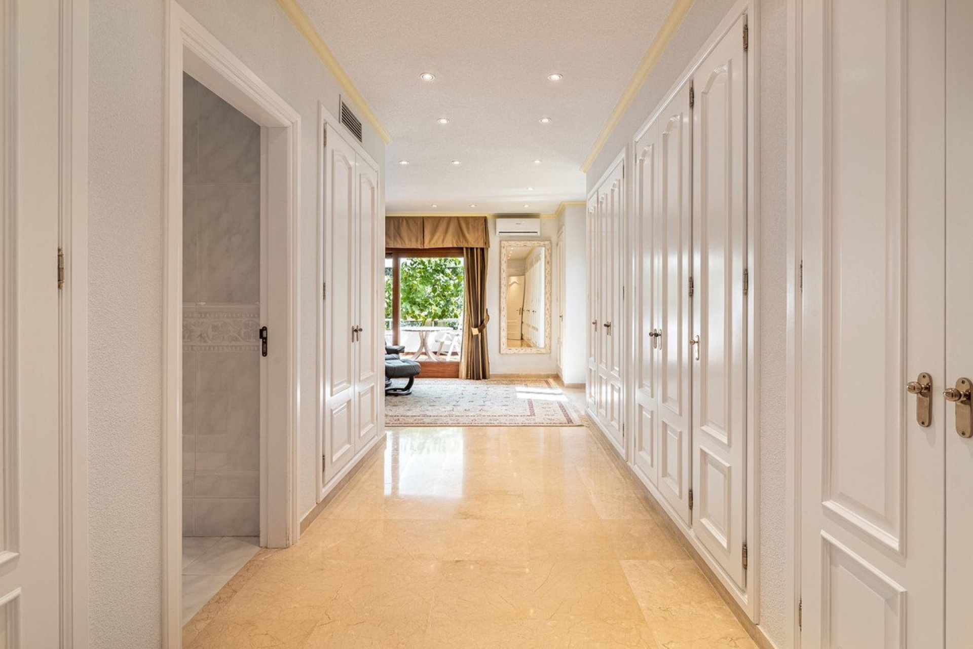 Wiederverkauf - Villa - Estepona - New Golden Mile