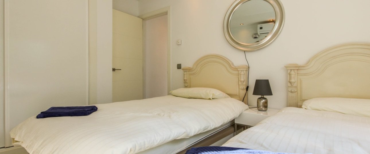 Wiederverkauf - Villa - Estepona - New Golden Mile