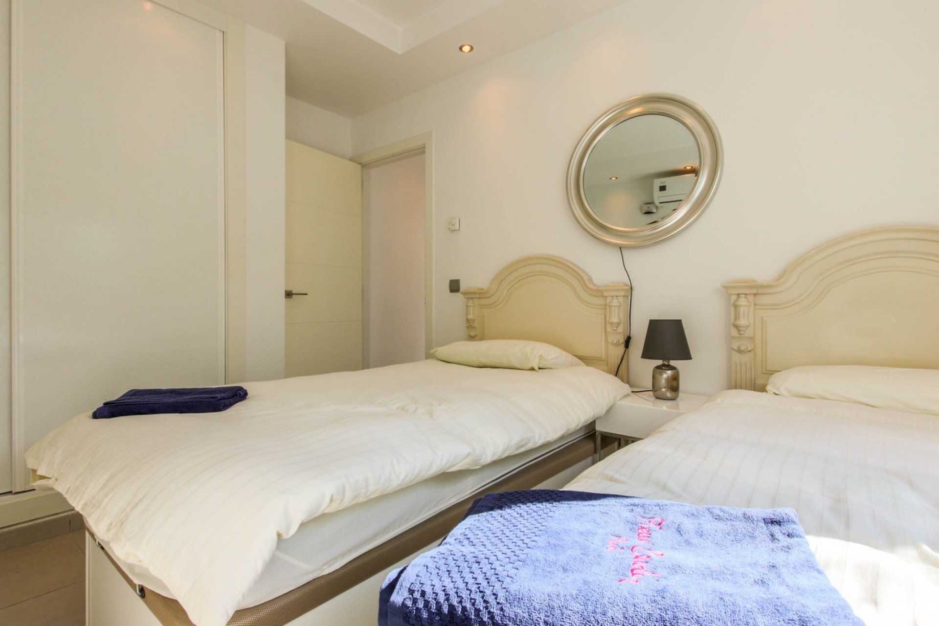 Wiederverkauf - Villa - Estepona - New Golden Mile