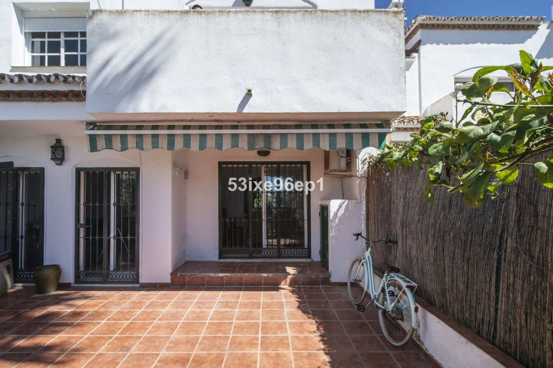 Wiederverkauf - Villa - Estepona - New Golden Mile